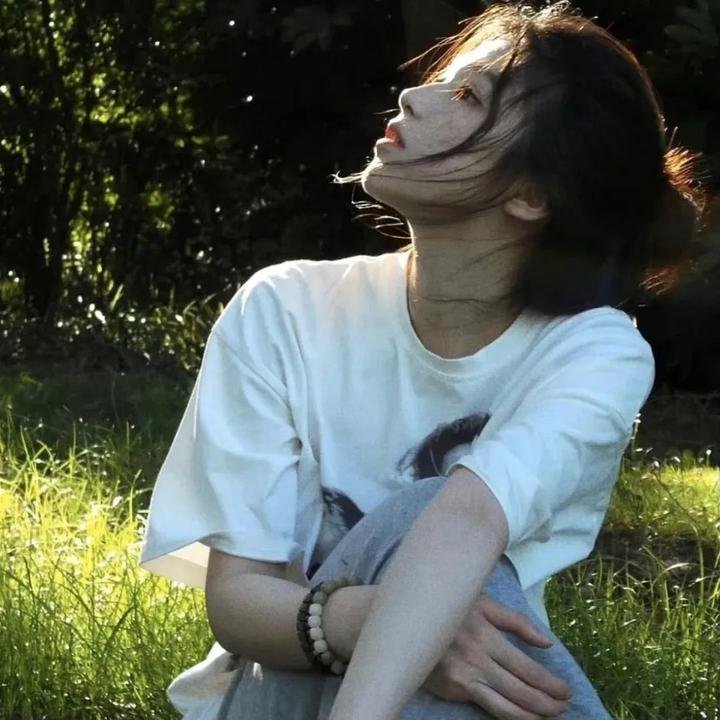 这个警察不用枪